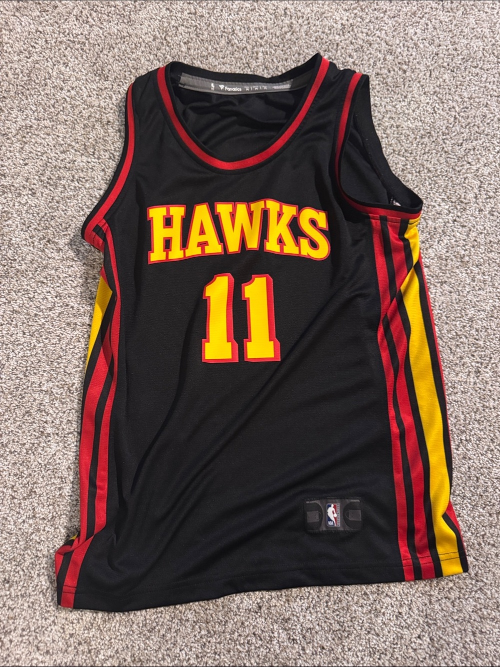 Fanatics Black Hawks #11 Jersey in Black, Red & Yellow